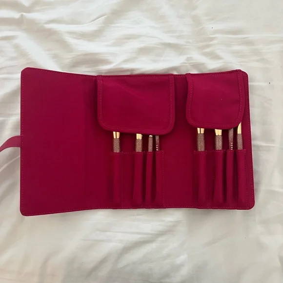 Sephora Makeup Brush Set in Pink and Gold with Case - NEW - Picture 3 of 4